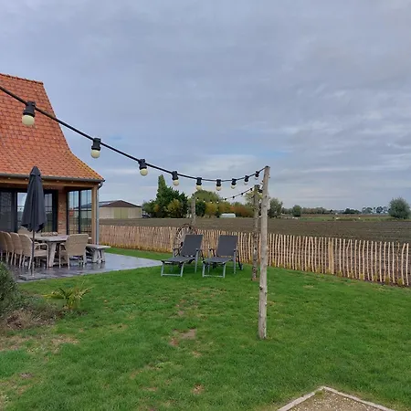 度假居 Florentinus Met Hottub, Afgesloten Tuin En Overdekt Terras 弗尔内